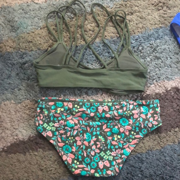 Two piece - Picture 2 of 2